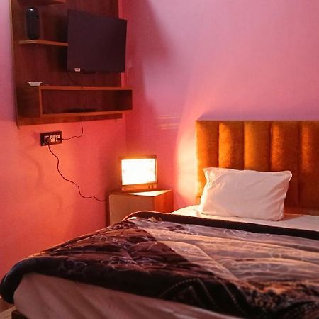 Golden Valley Hotel Касол Екстериор снимка